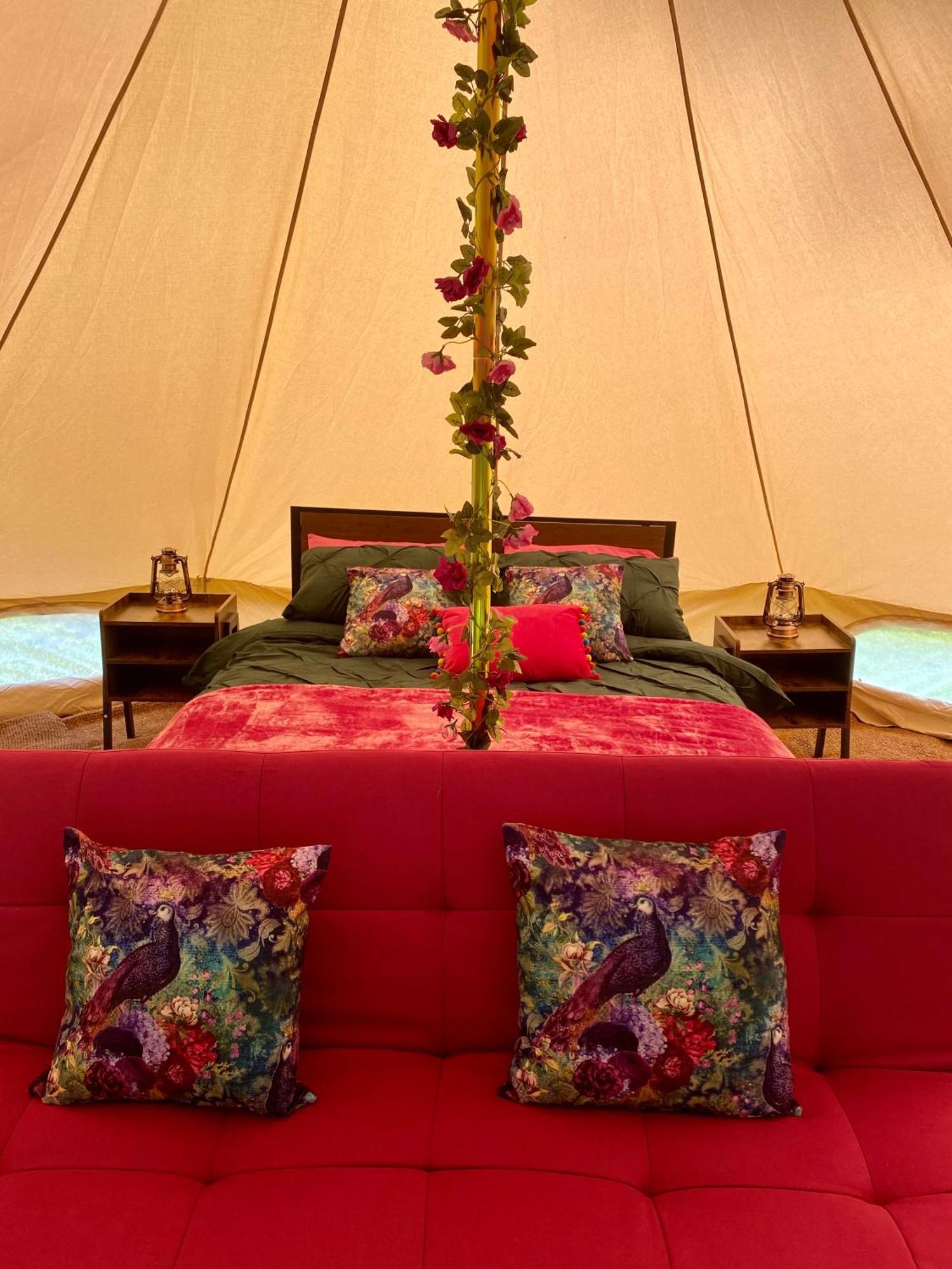 River View Glamping Hotel Llandovery Buitenkant foto